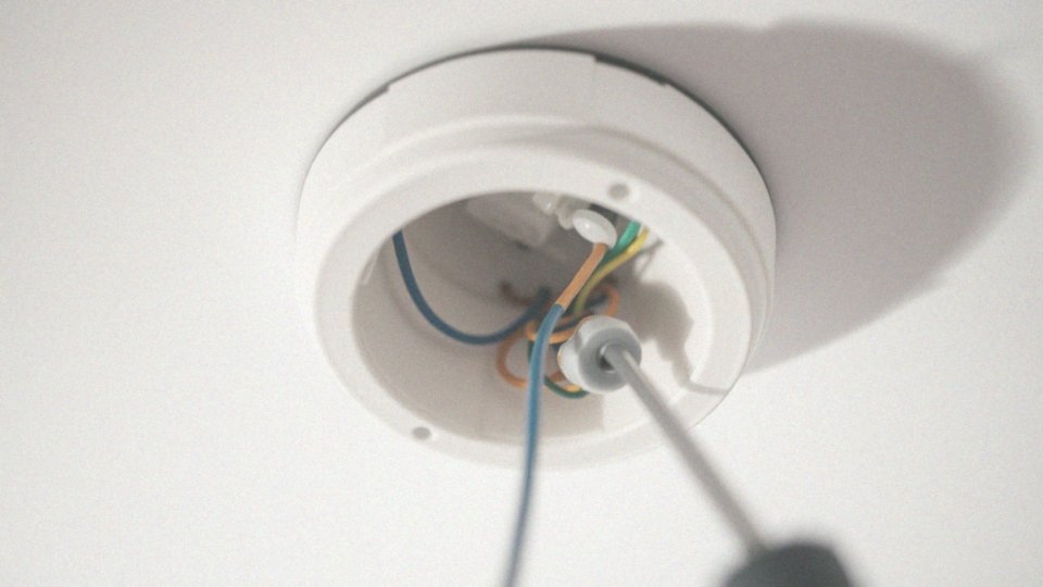 Jak prawidłowo podłączyć lampę sufitową do instalacji elektrycznej?