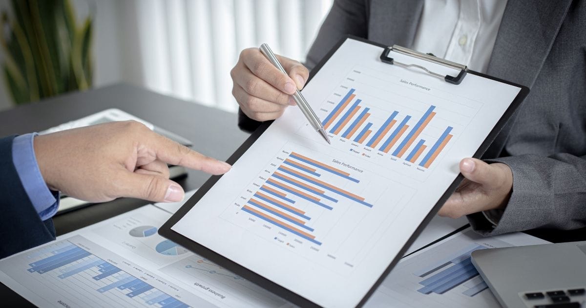 Bezpieczny zakup nieruchomości. Dlaczego warto poddać analizie prawnej umowę z deweloperem?