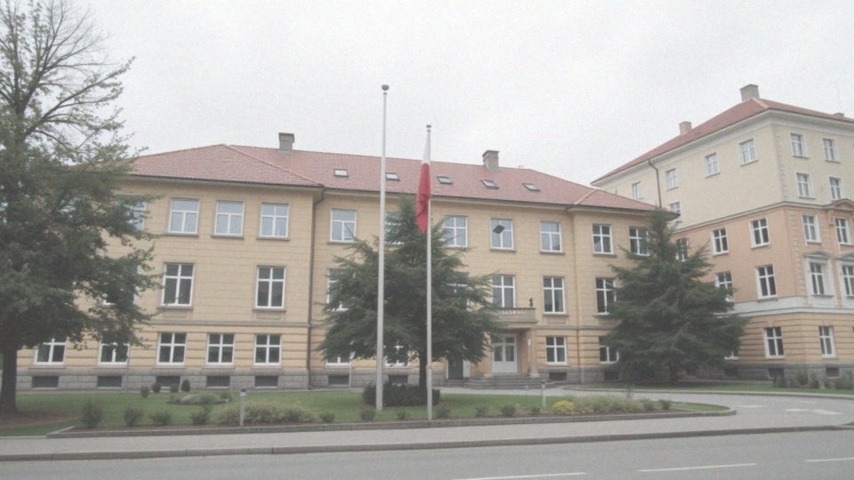 Jakie są rodzaje organów wydających decyzję o warunkach zabudowy?