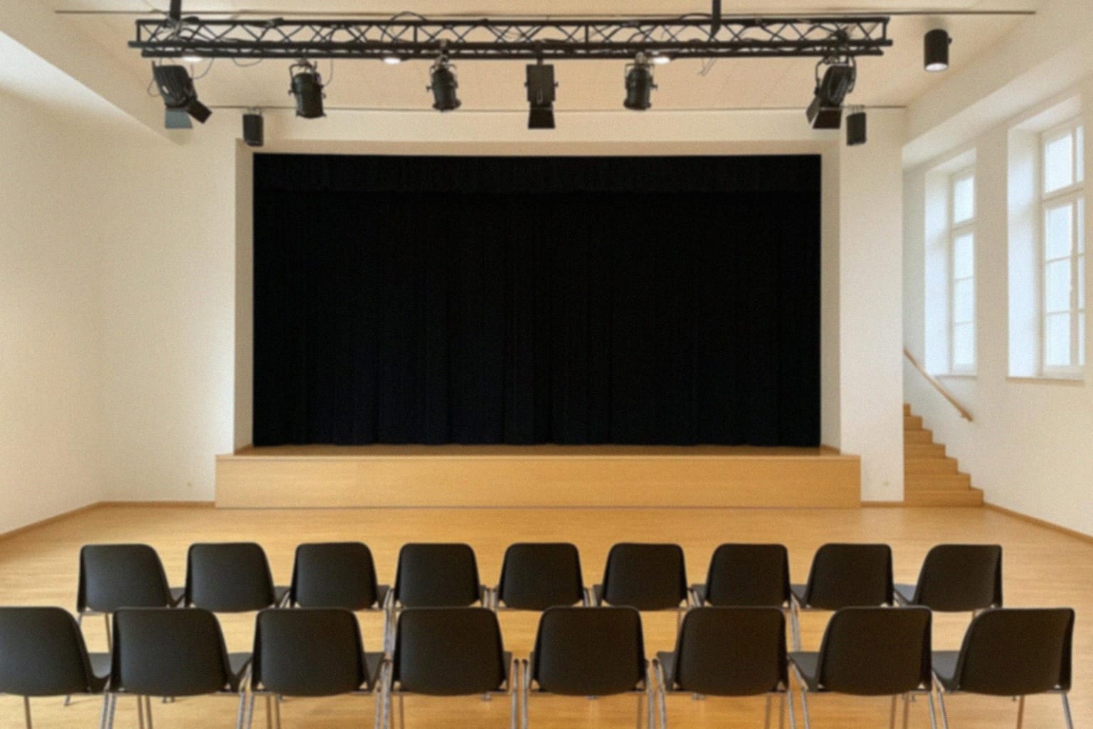 Premiera spektaklu „Dziewczyny Williama, czyli wariacje na temat…” w Mosinie